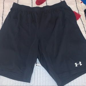 Men’s black under armor drawstring shorts